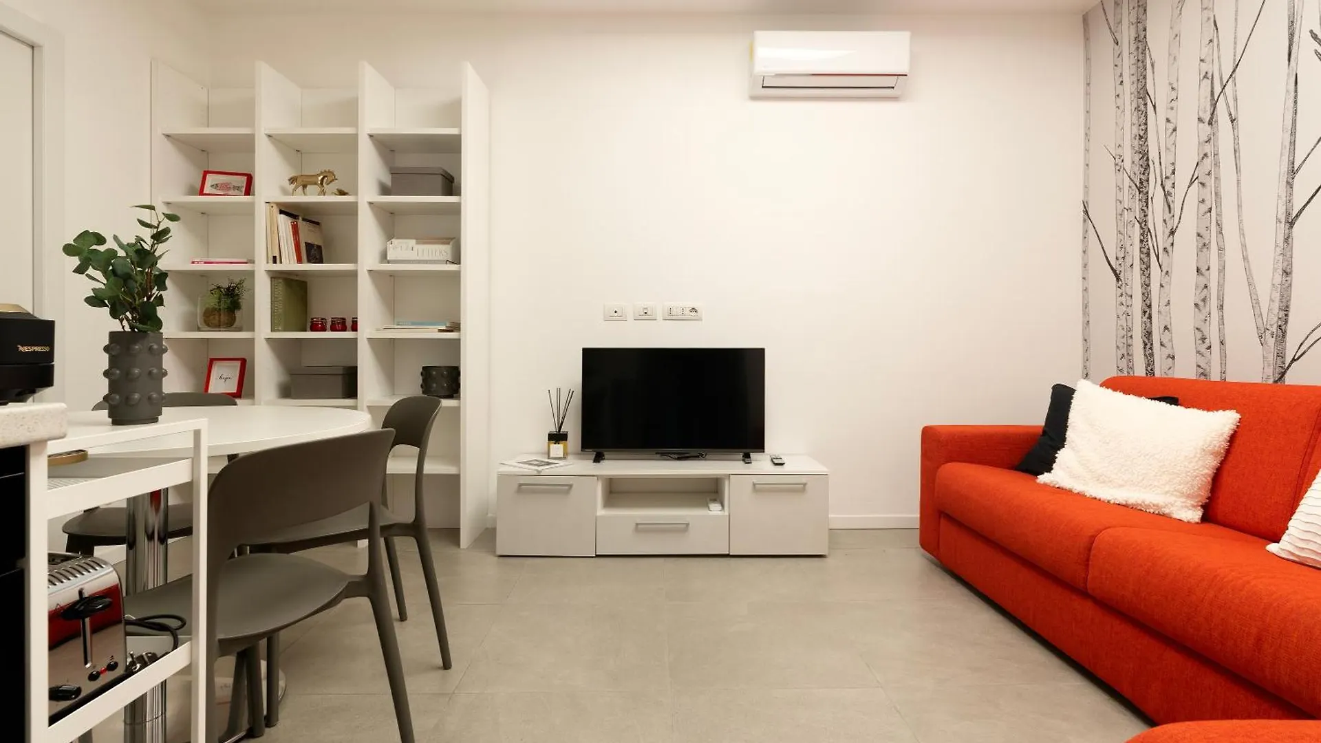 米兰Santa Tecla Living Parini 9公寓