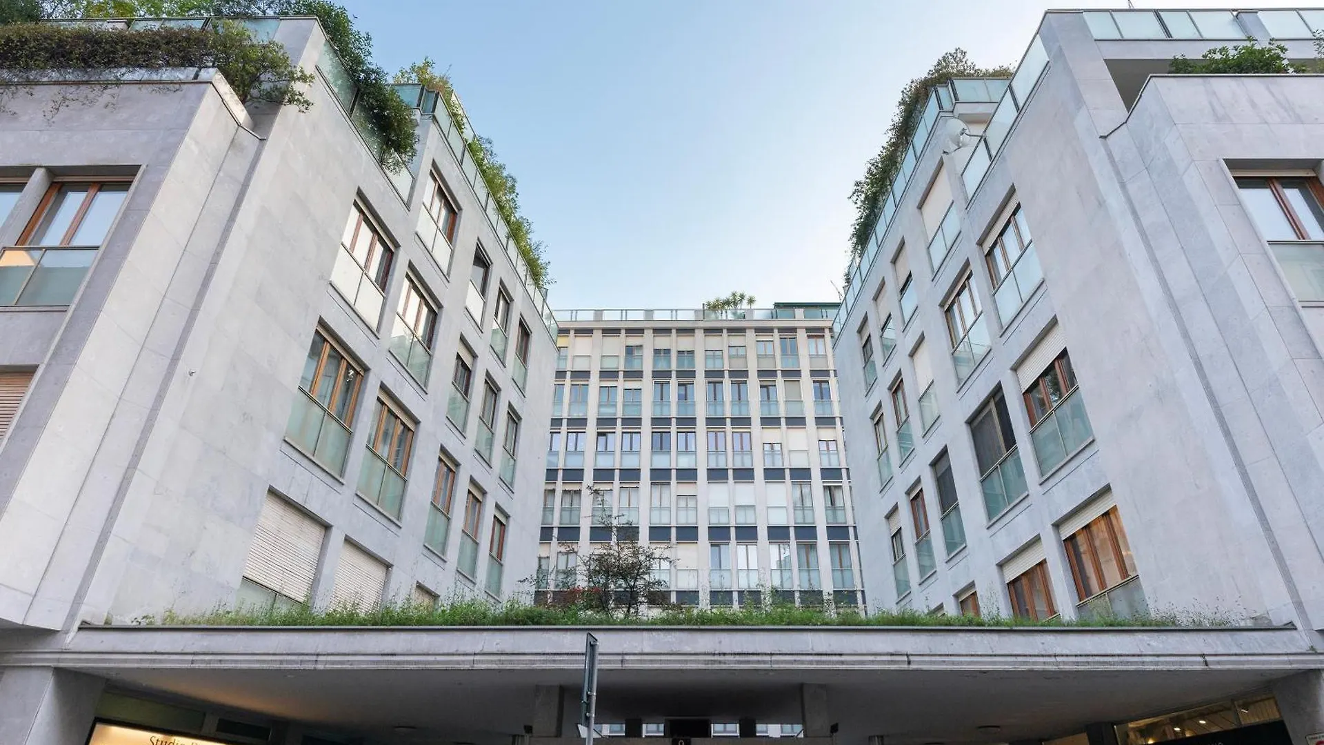Santa Tecla Living Parini 9 Apartment Milan